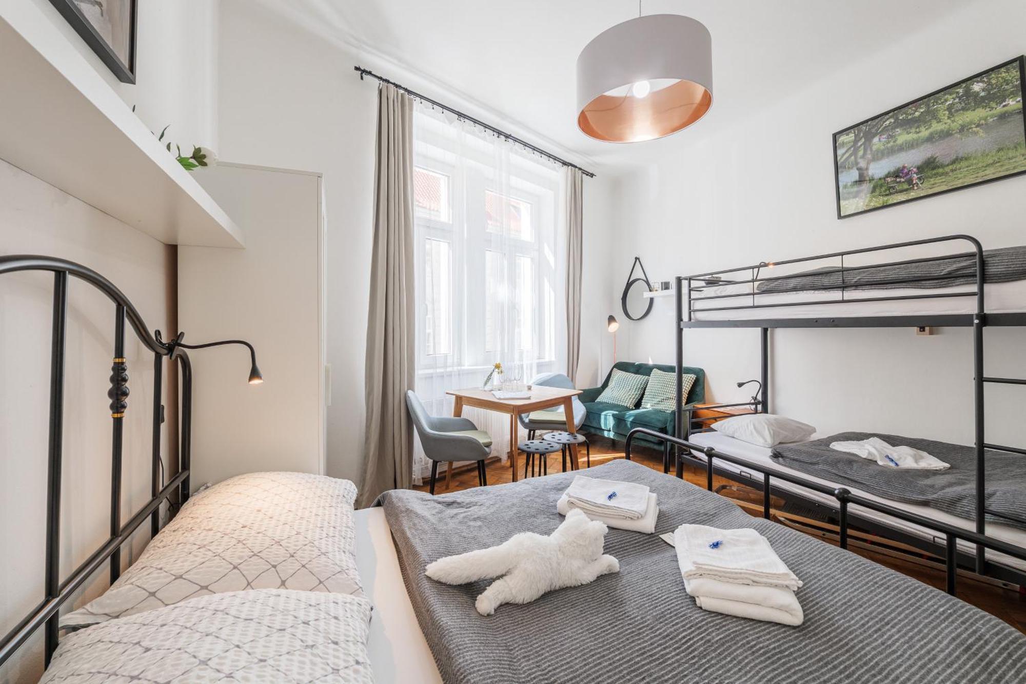 Bright Downtown Studio Прага Экстерьер фото